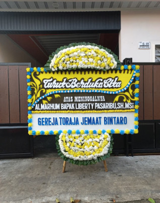 Papan Bunga Duka di Tidore Utara